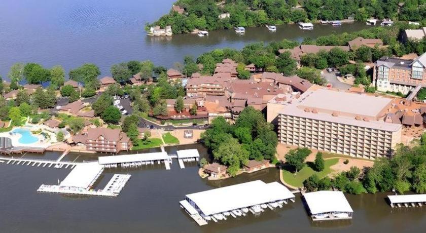 Tan-Tar-A Estates Hotel Osage Beach Bagian luar foto