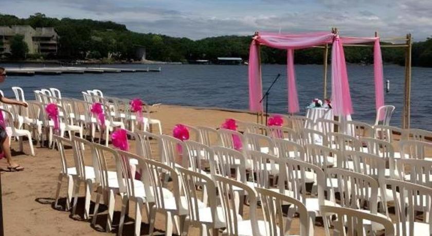 Tan-Tar-A Estates Hotel Osage Beach Bagian luar foto